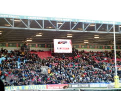 South stand̗lq